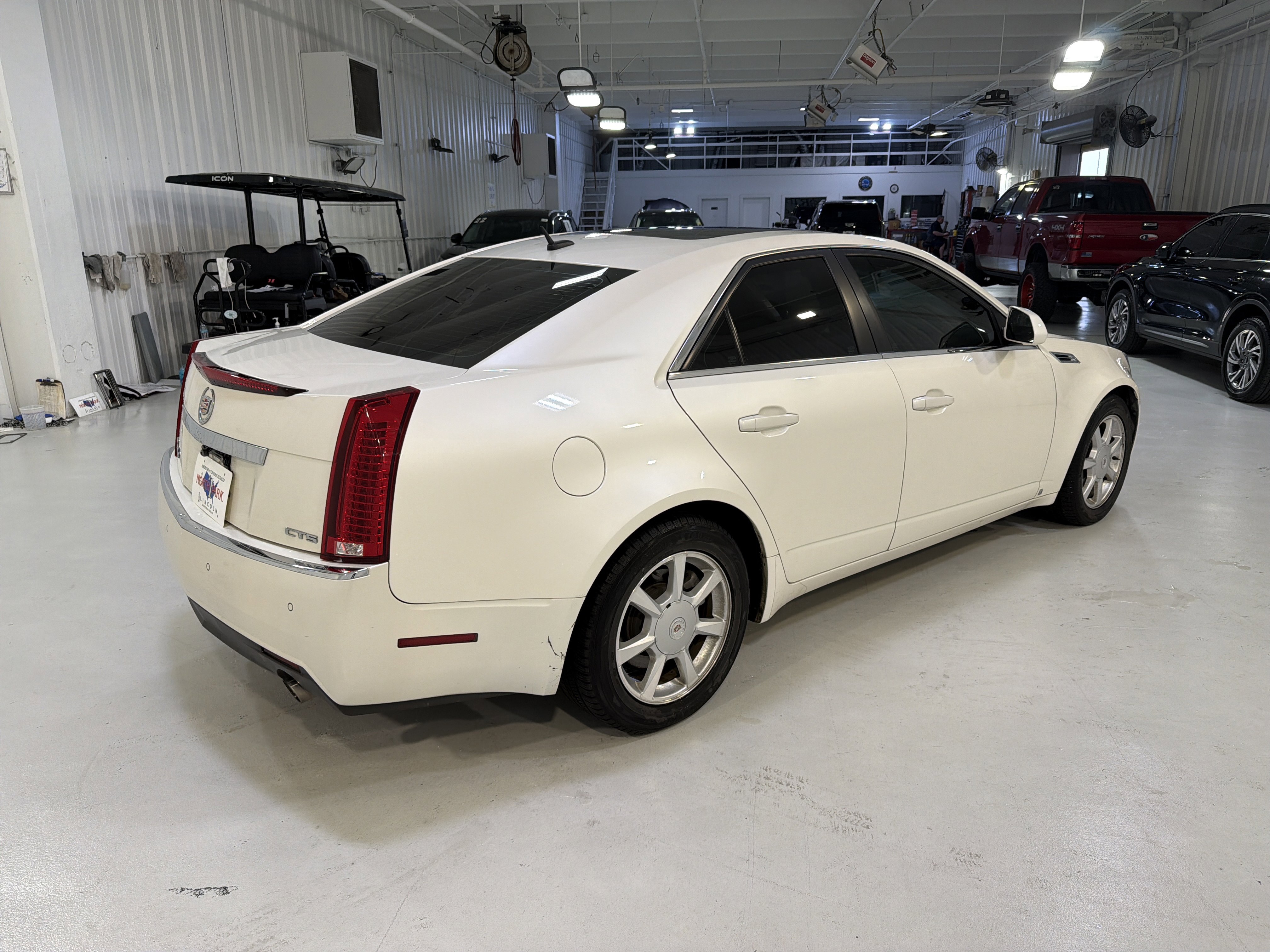 Used 2008 Cadillac CTS 3.6 w/ Luxury Level Two Package RWD image 5