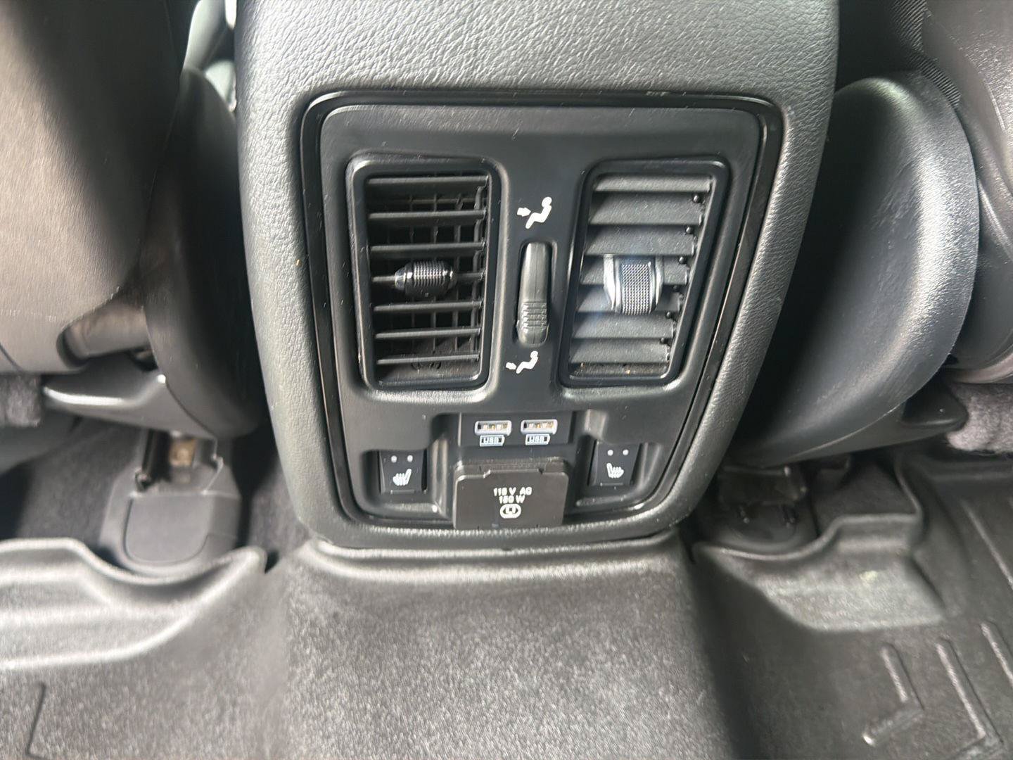 Used 2021 Dodge Durango R/T w/ Blacktop Package AWD/4WD image 31