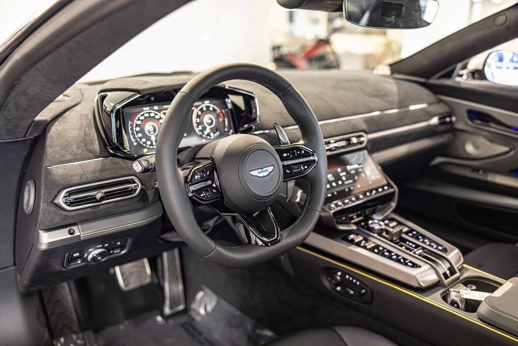 New 2026 Aston Martin Vanquish RWD image 18