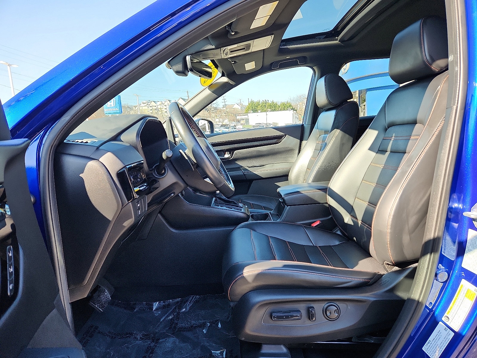 Used 2023 Honda CR-V Sport Touring image 14