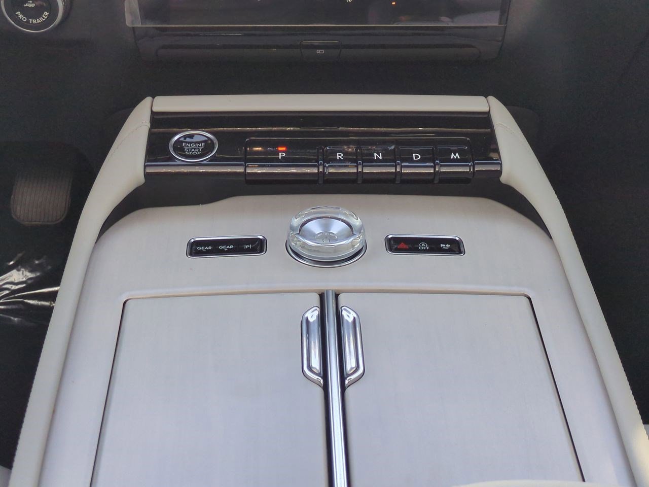 New 2025 Lincoln Navigator L Reserve image 19