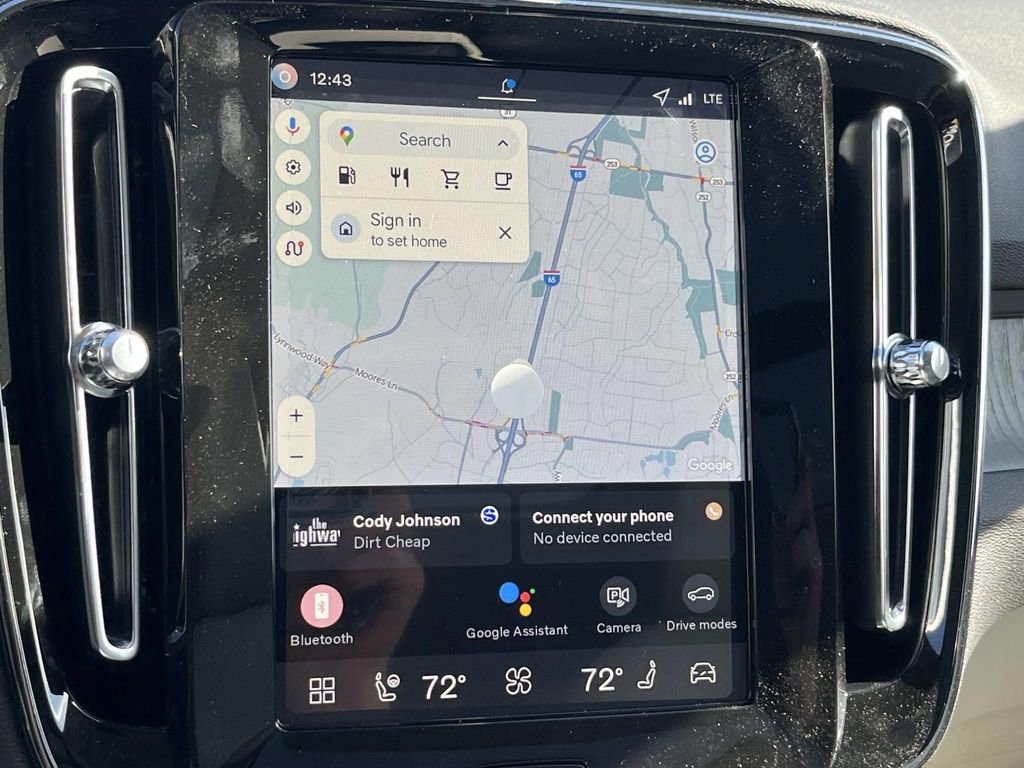 New 2026 Volvo XC40 B5 Plus w/ Protection Package Premier image 25