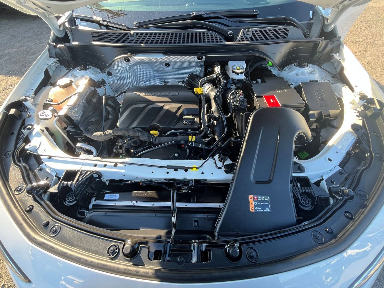 Used 2025 Buick Envista Sport Touring FWD image 31