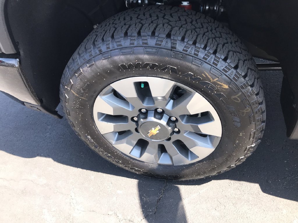 New 2026 Chevrolet Silverado 2500 Custom w/ Custom Value Package AWD/4WD image 10
