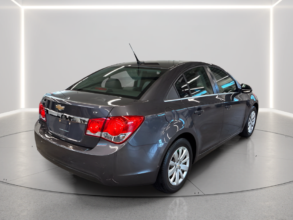 Used 2011 Chevrolet Cruze LT FWD image 7