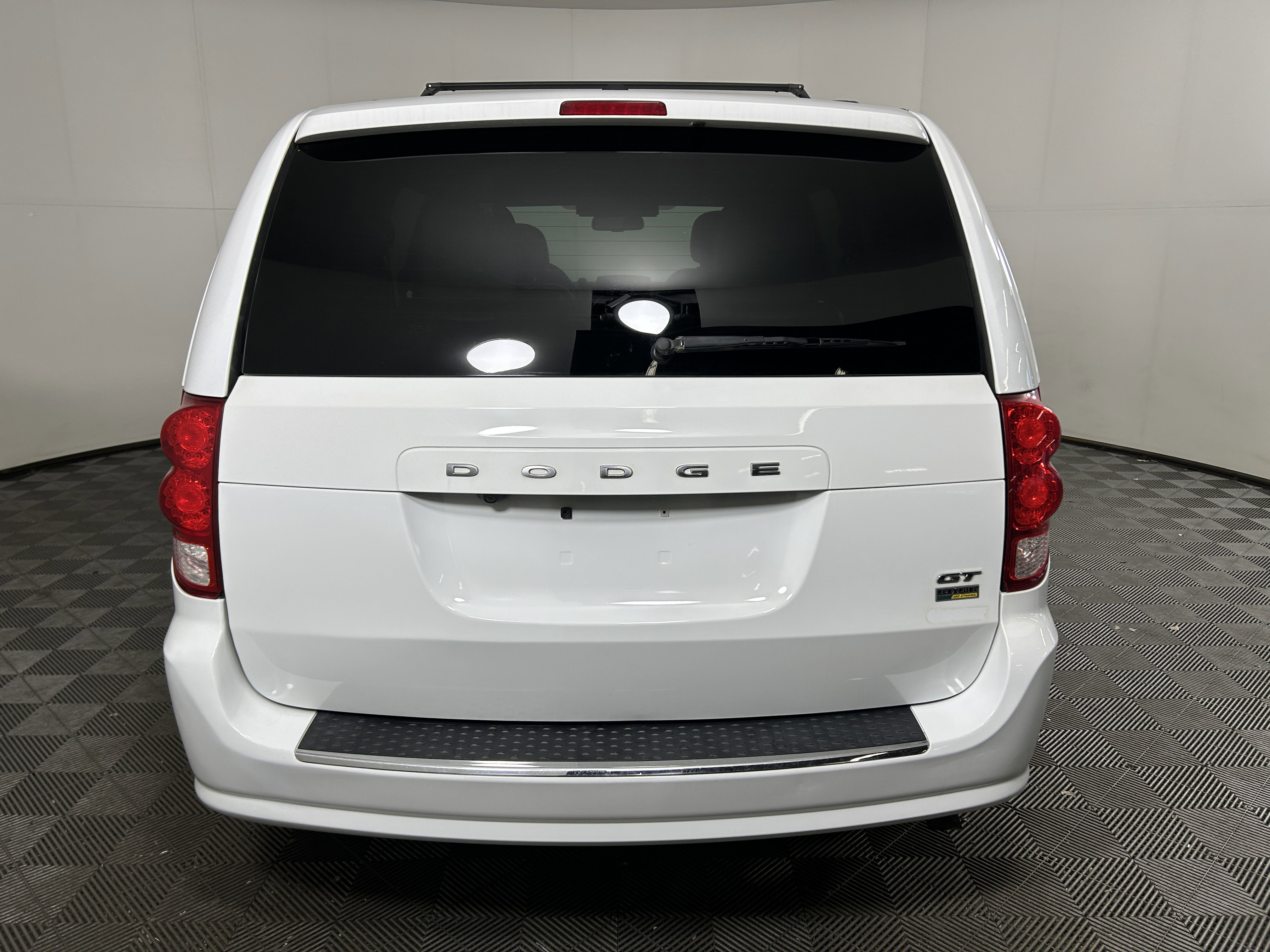 Used 2017 Dodge Grand Caravan GT image 7