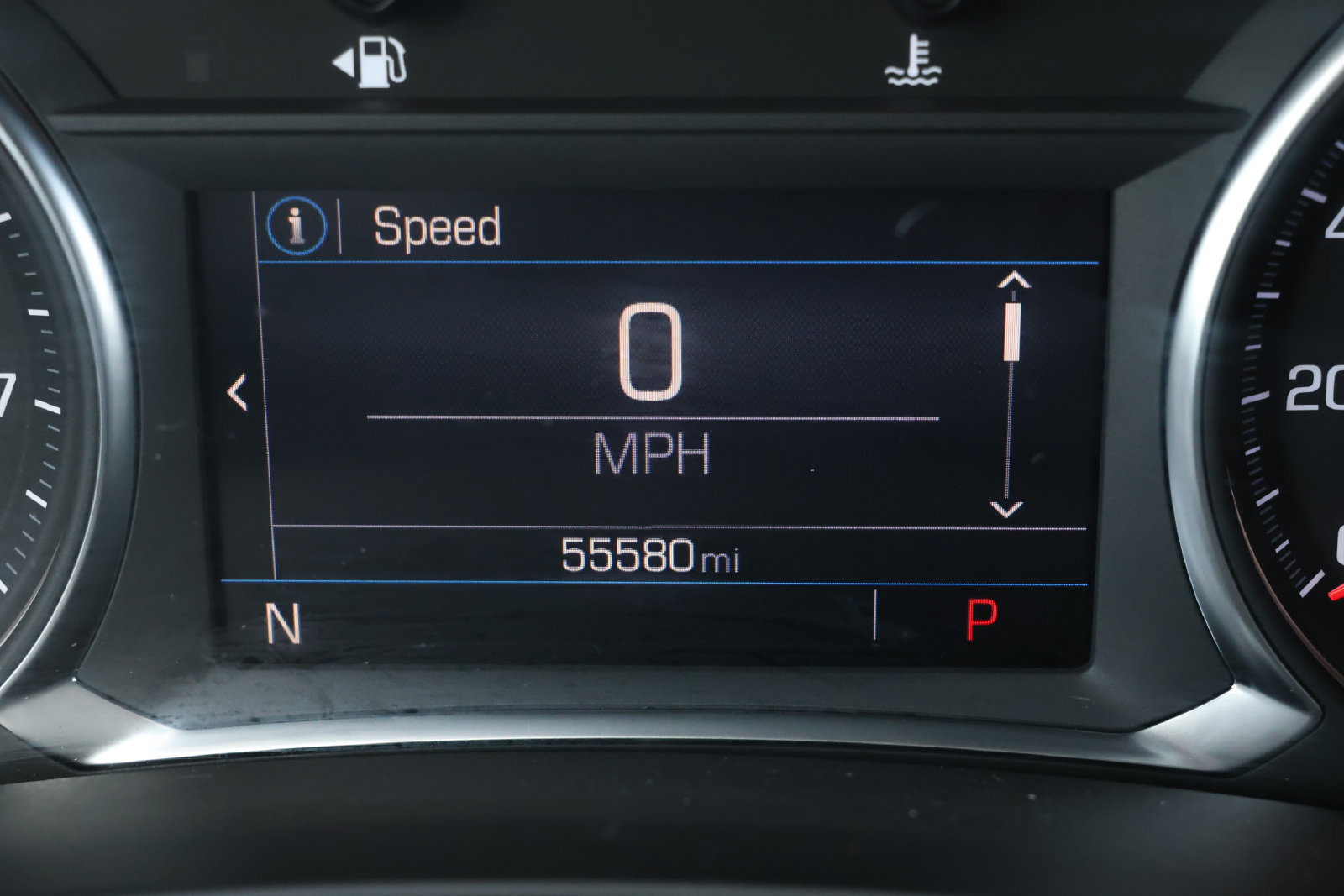 Used 2024 GMC Terrain SLE AWD/4WD image 3
