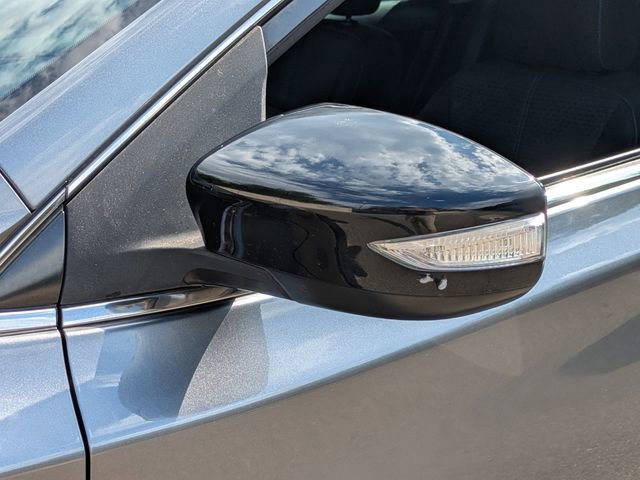 Used 2017 Nissan Sentra SR w/ SR Midnight Edition FWD image 11