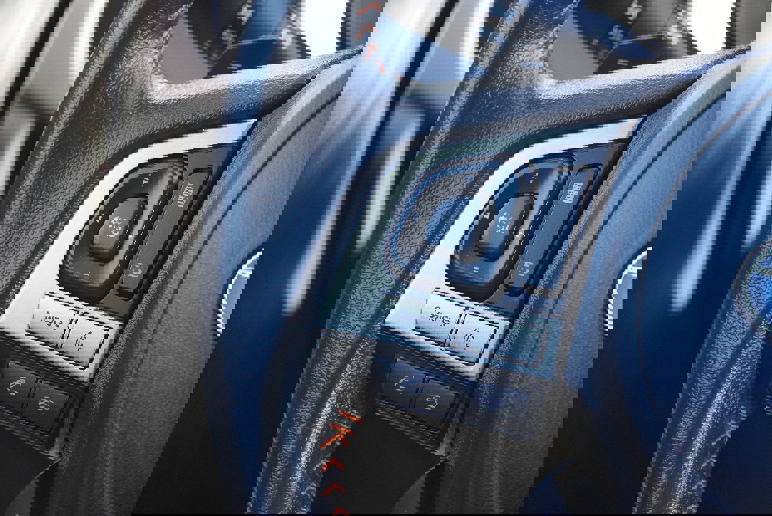 Used 2016 Subaru Crosstrek 2.0i Limited w/ Popular Package #2 image 29