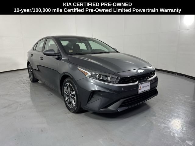 Certified 2024 Kia Forte LXS FWD image 3
