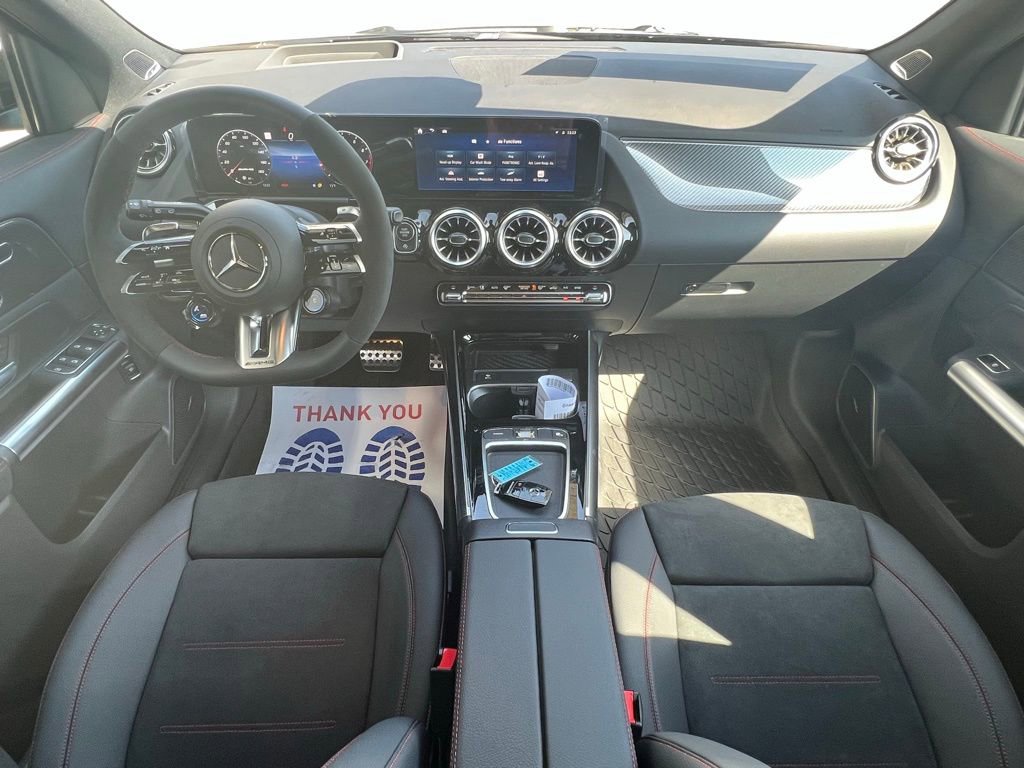 New 2026 Mercedes-Benz GLA 35 AMG 4MATIC image 2