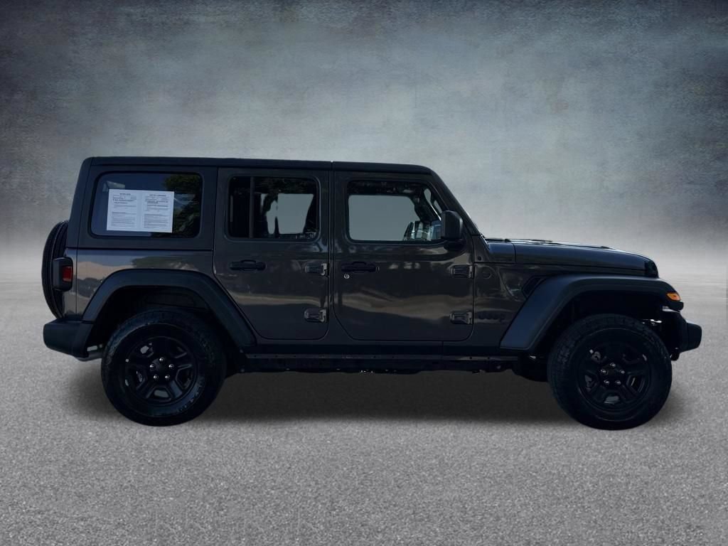 Used 2026 Jeep Wrangler Unlimited Sport AWD/4WD image 4