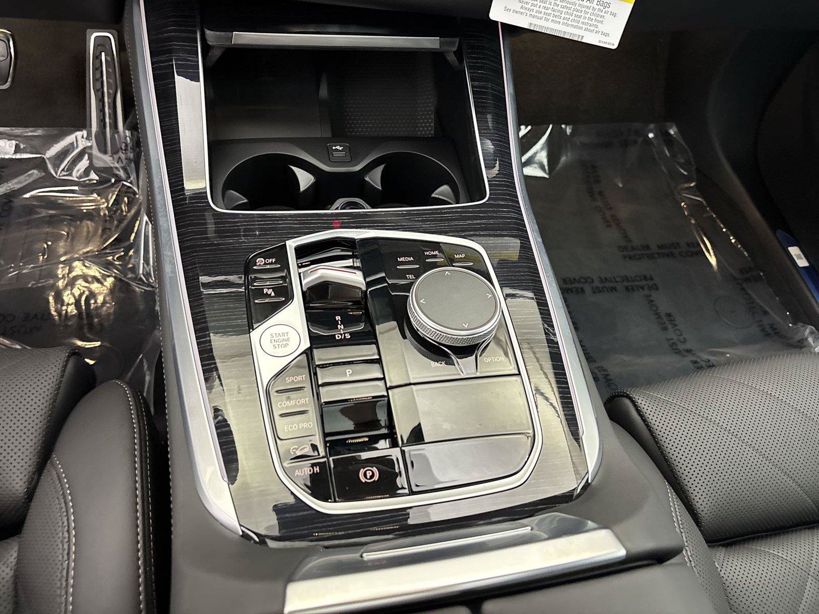 New 2026 BMW X5 xDrive40i w/ M Sport Package AWD/4WD image 23
