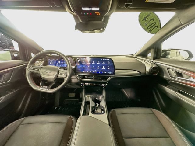 Used 2024 Chevrolet Equinox EV RS AWD/4WD image 3