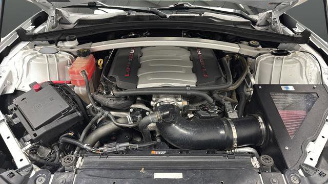Used 2017 Chevrolet Camaro SS RWD image 31