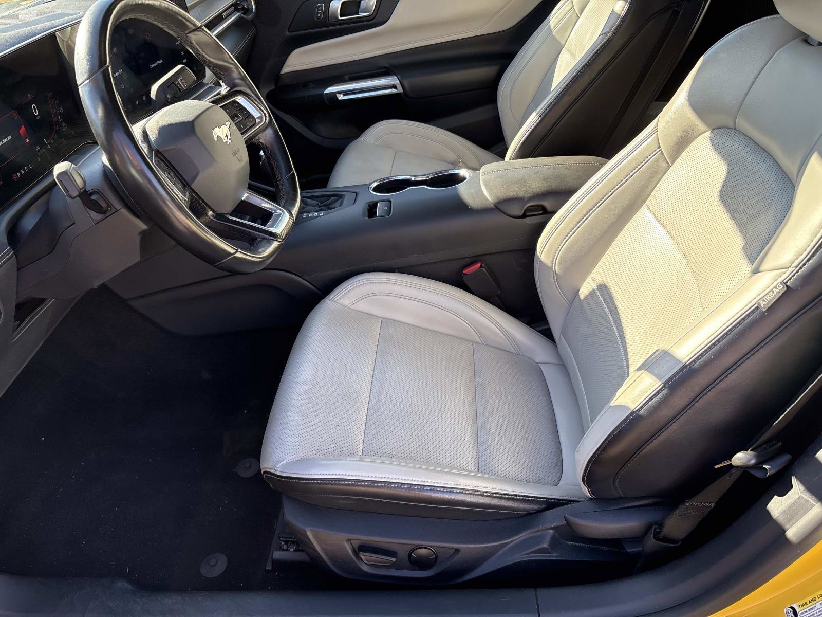 Used 2024 Ford Mustang Premium image 9