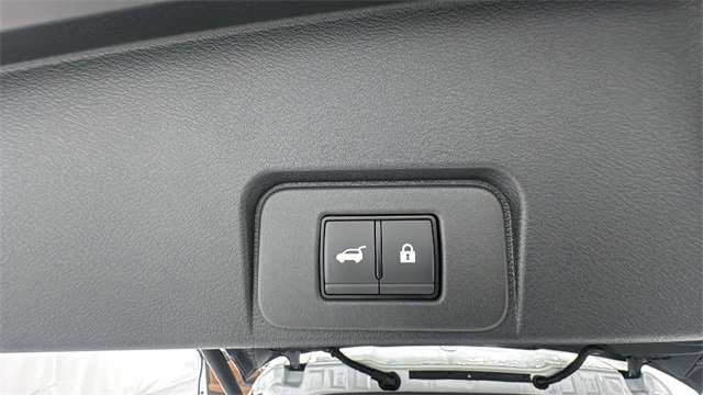 New 2026 Nissan Rogue Platinum w/ Platinum Premium Package image 16