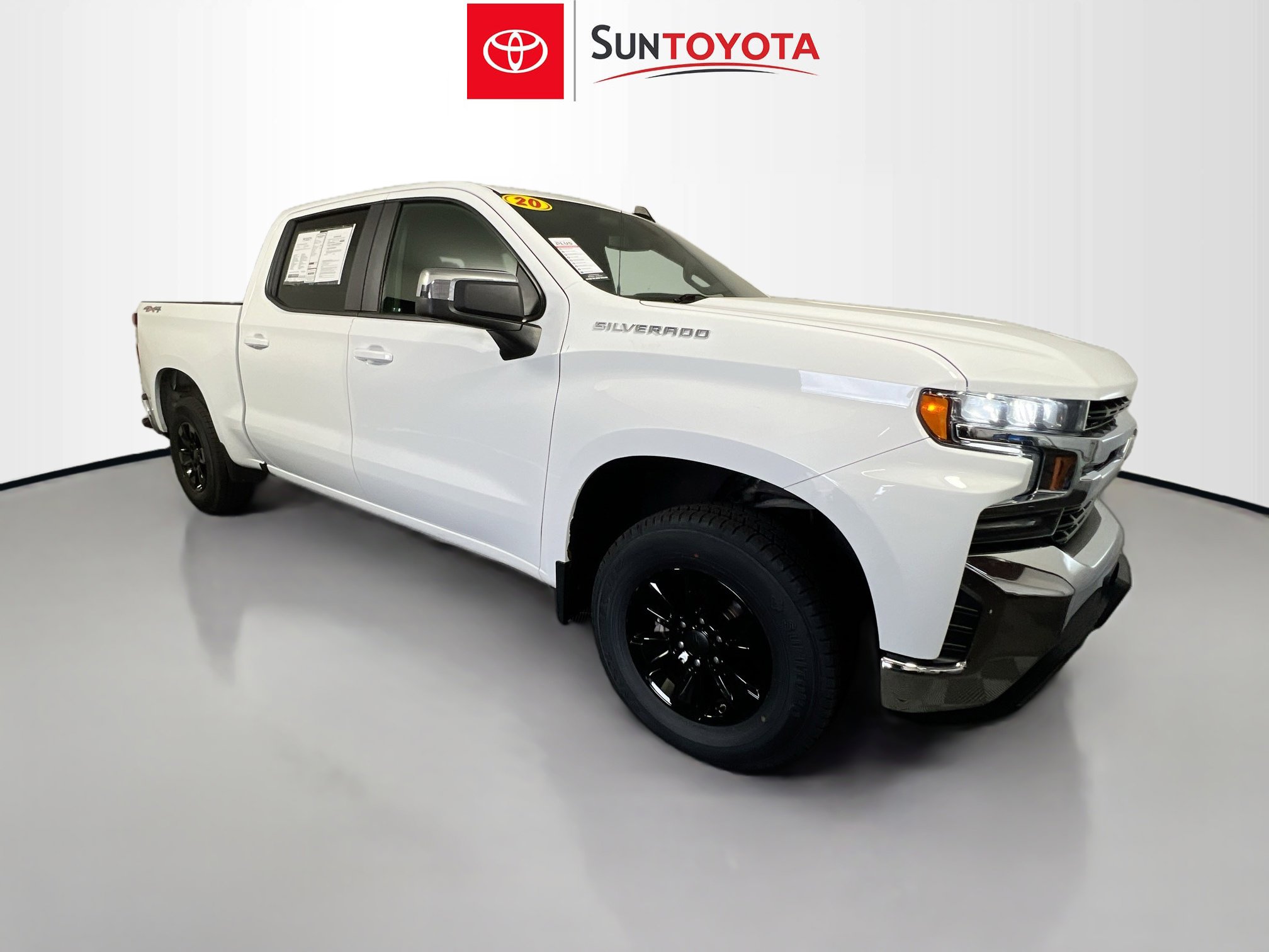 Used 2020 Chevrolet Silverado 1500 LT w/ Fleet Comfort Package AWD/4WD image 1