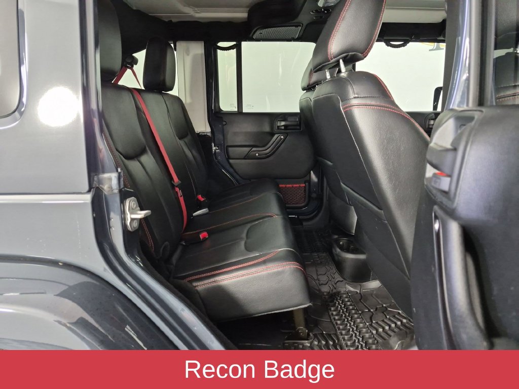 Used 2017 Jeep Wrangler Unlimited Rubicon AWD/4WD image 32