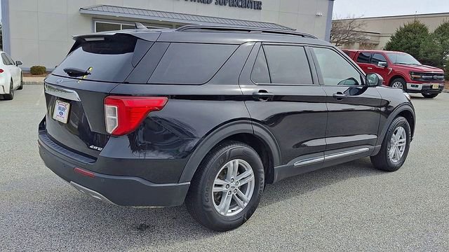Certified 2021 Ford Explorer XLT w/ Equipment Group 202A image 8