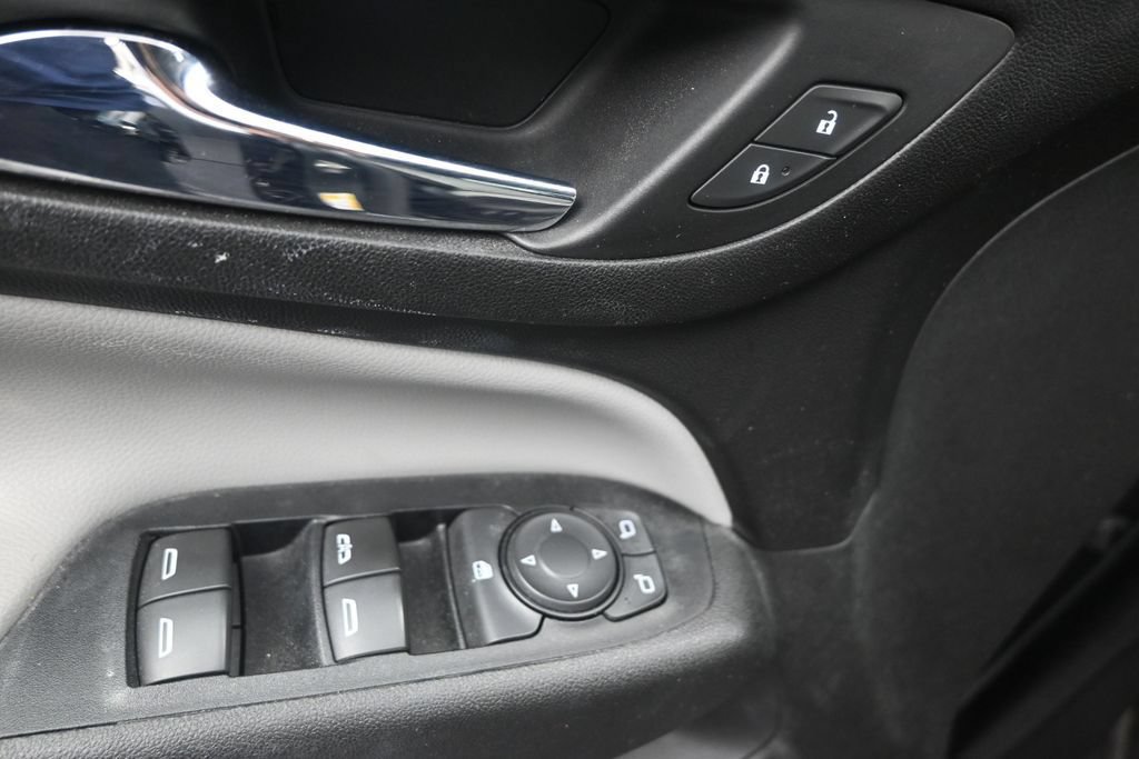 Used 2020 Chevrolet Equinox LT FWD image 11