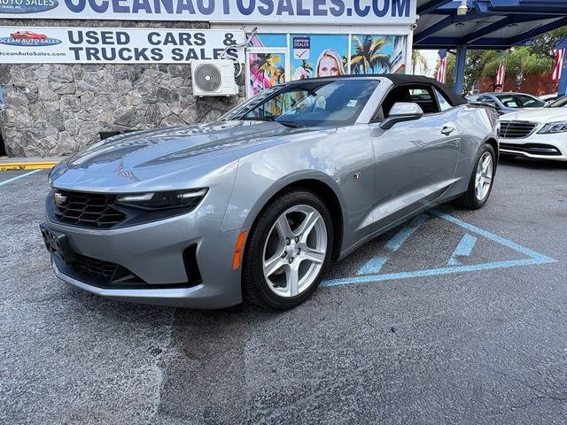 Used 2023 Chevrolet Camaro LT RWD image 13