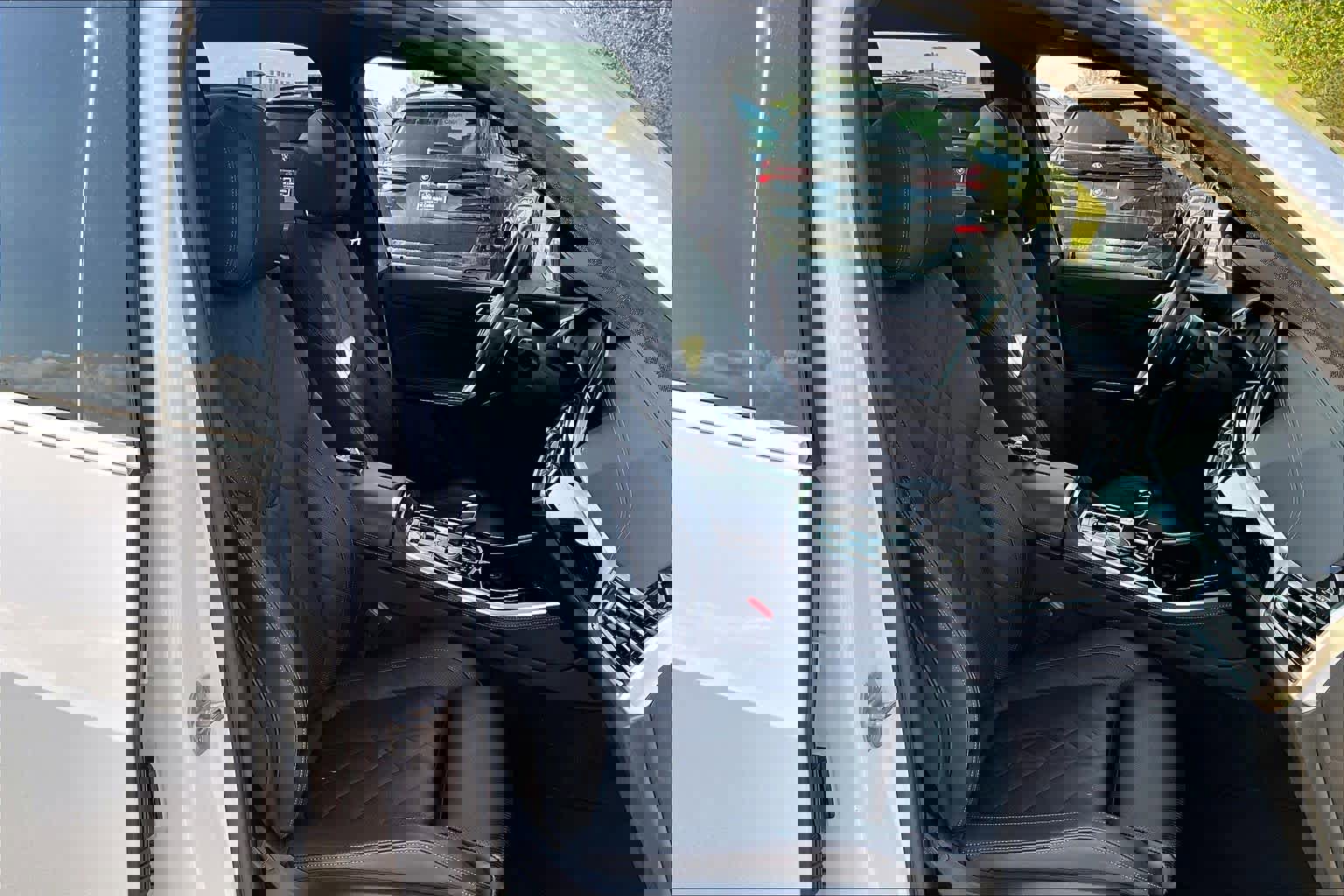 Certified 2023 BMW X5 xDrive45e w/ Climate Comfort Package image 8