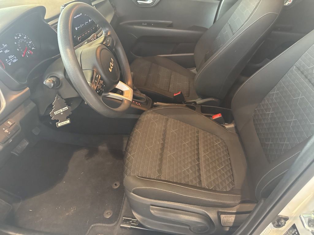 Used 2022 Kia Rio LX image 7