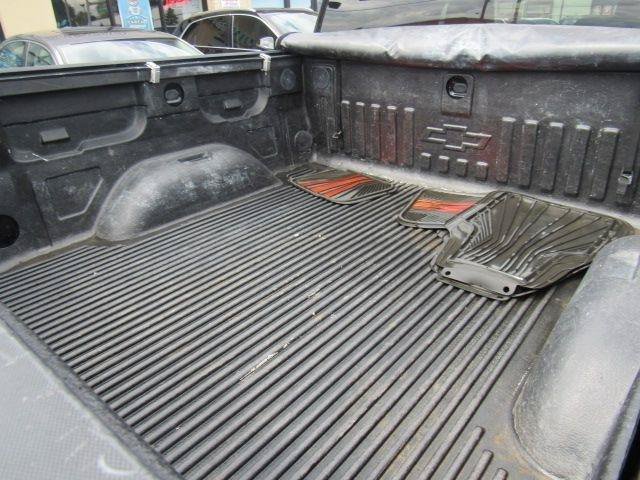 Used 2018 Chevrolet Silverado 1500 Custom w/ Custom Convenience Package AWD/4WD image 20