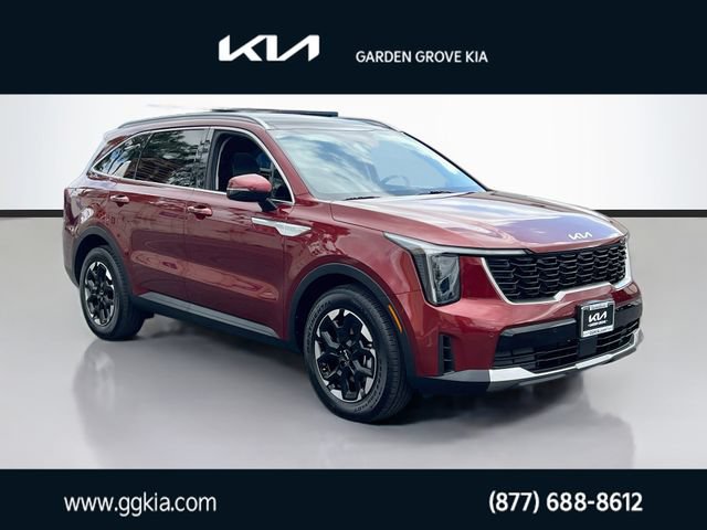 Certified 2025 Kia Sorento S w/ Panoramic Sunroof Package FWD 360° Tour