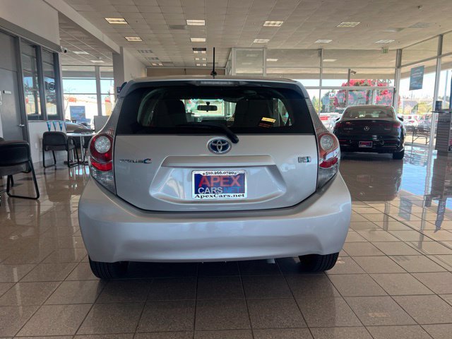 Used 2013 Toyota Prius C One FWD image 11