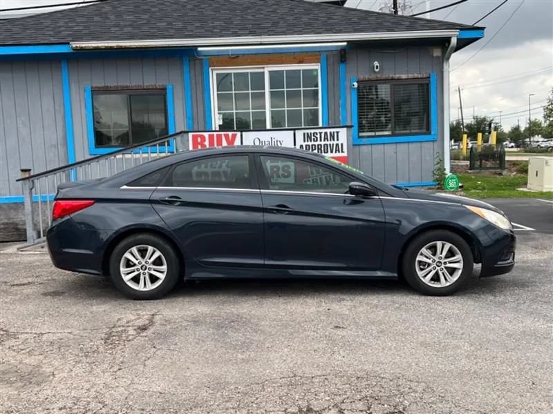 Used 2014 Hyundai Sonata GLS FWD image 5