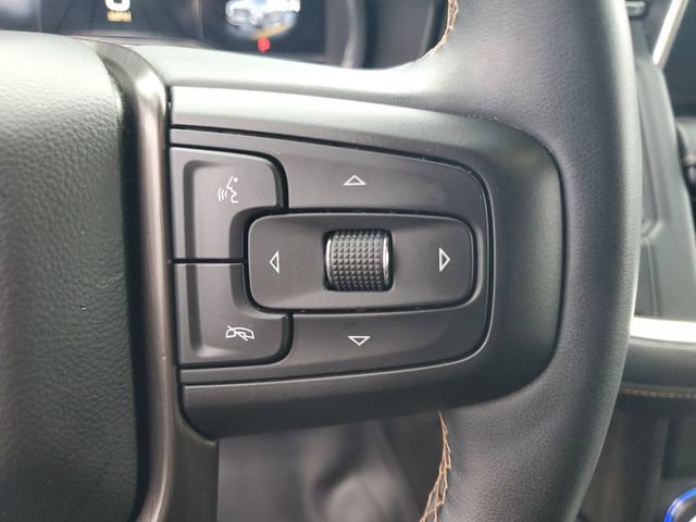 Used 2023 GMC Yukon XL AT4 w/ Technology Package image 13