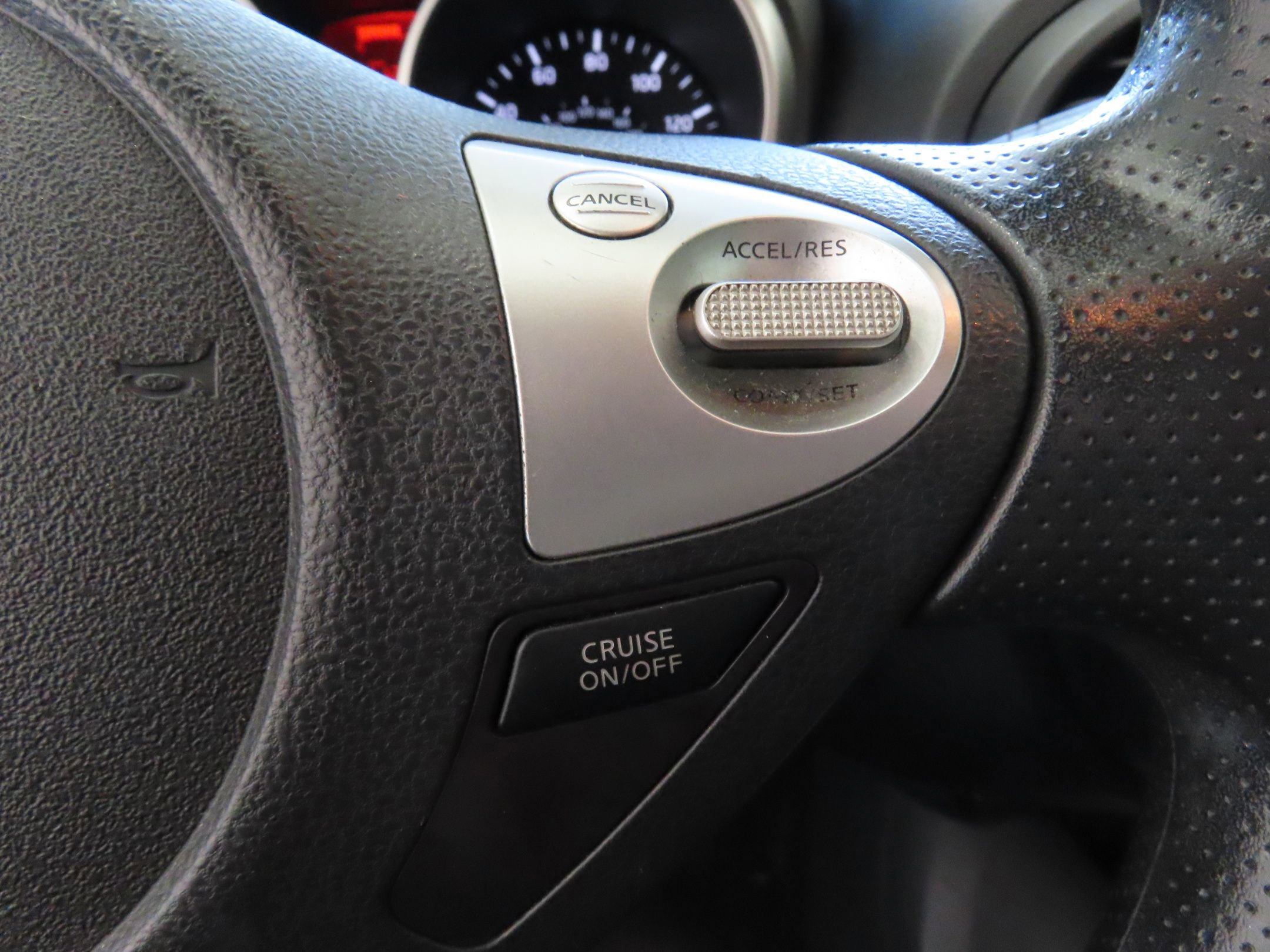 Used 2016 Nissan Juke S FWD image 16
