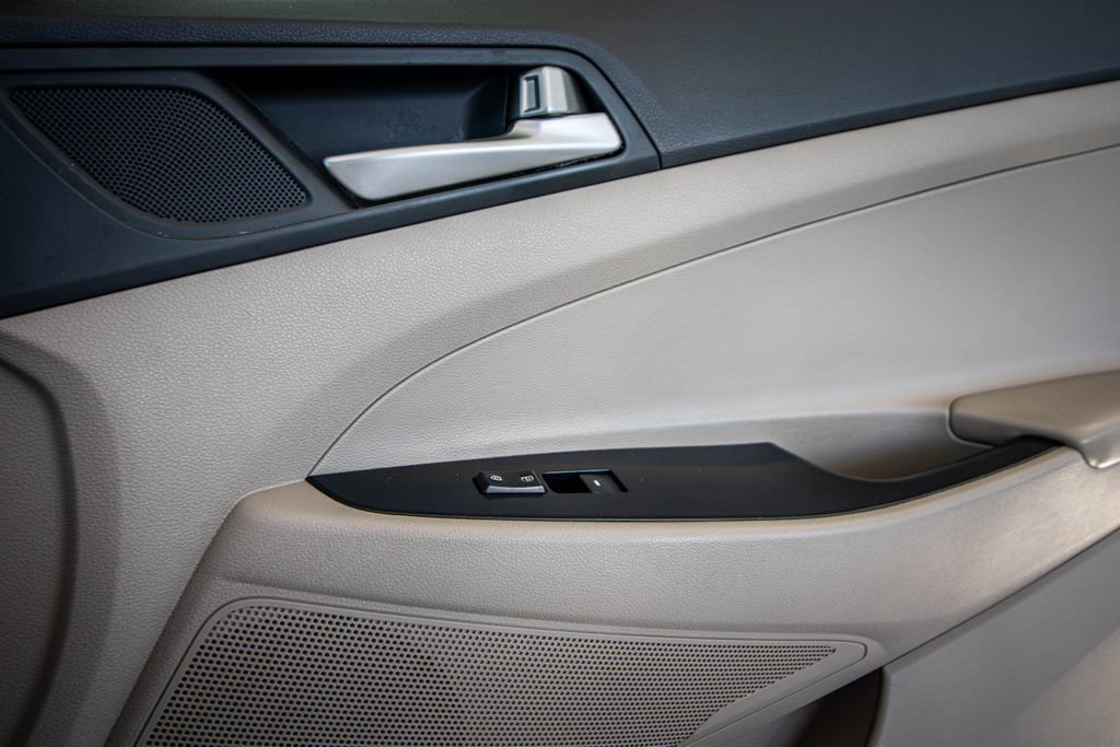 Used 2020 Hyundai Tucson SEL image 18