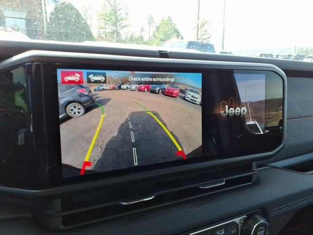 New 2026 Jeep Wrangler Unlimited Rubicon image 14