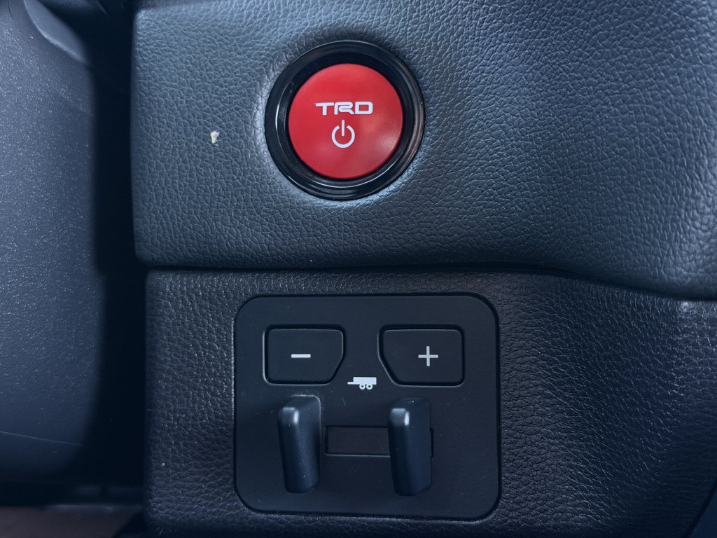 Used 2025 Toyota Tundra TRD Pro AWD/4WD image 21