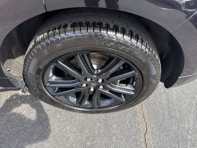 Used 2024 Ford Edge ST-Line image 15