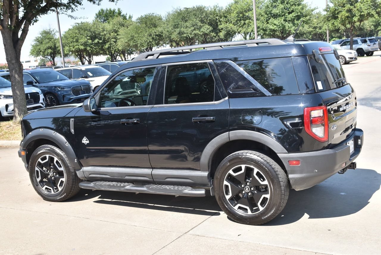 Used 2023 Ford Bronco Sport Outer Banks w/ Tech Package AWD/4WD image 11