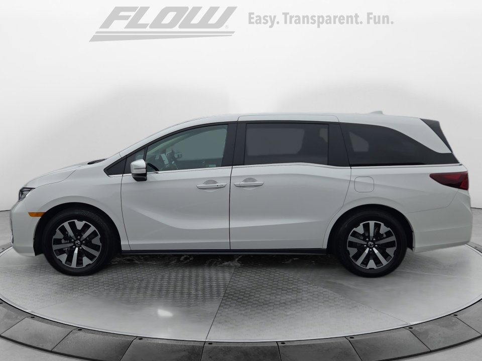 Certified 2026 Honda Odyssey EX-L image 4