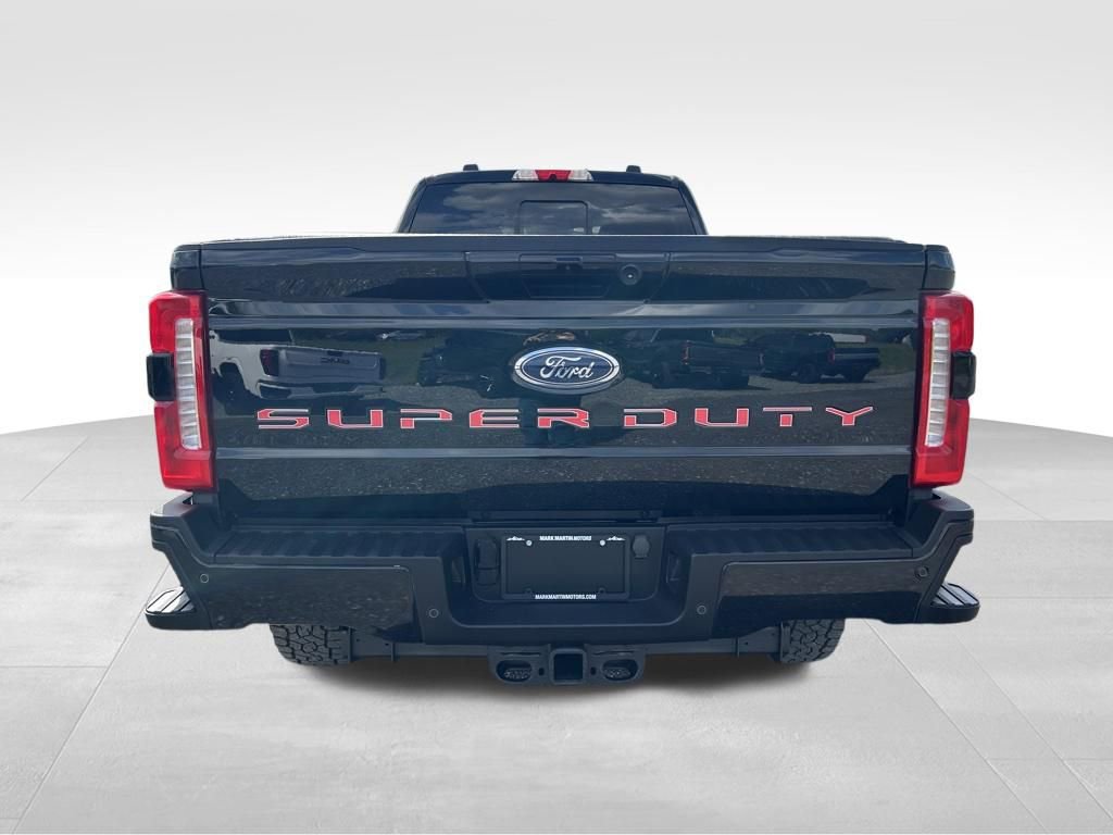 Used 2023 Ford F250 Lariat w/ Lariat Ultimate Package AWD/4WD image 16