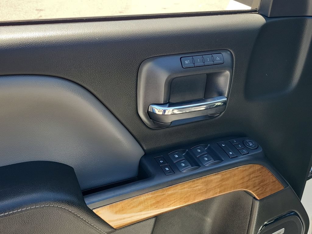 Used 2018 Chevrolet Silverado 1500 LTZ w/ Sport Package AWD/4WD image 20