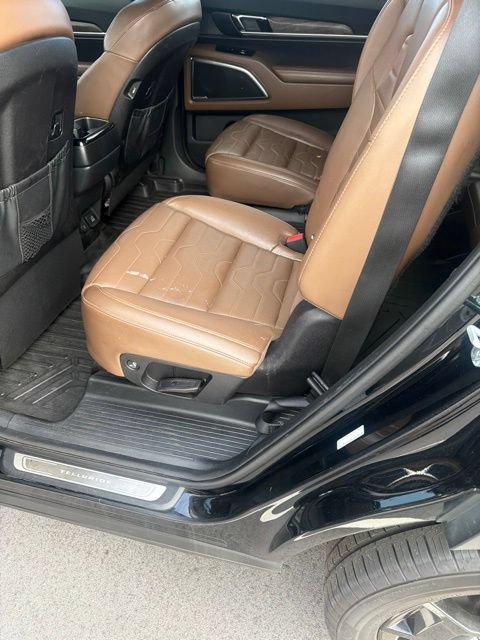 Used 2021 Kia Telluride SX w/ SX Prestige Package AWD/4WD image 6