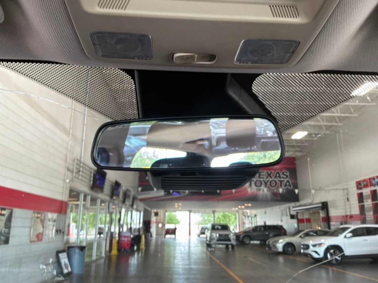 Used 2019 Ford Ranger XL w/ Equipment Group 101A Mid RWD image 14