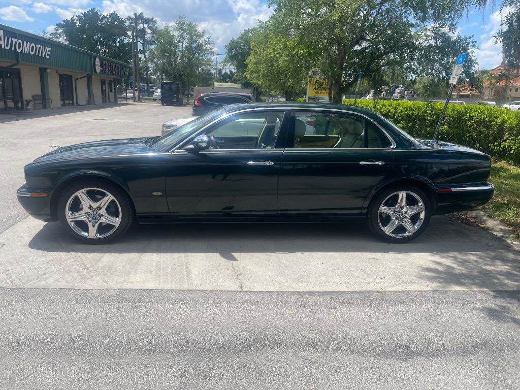 Used 2007 Jaguar XJ8 L RWD image 4