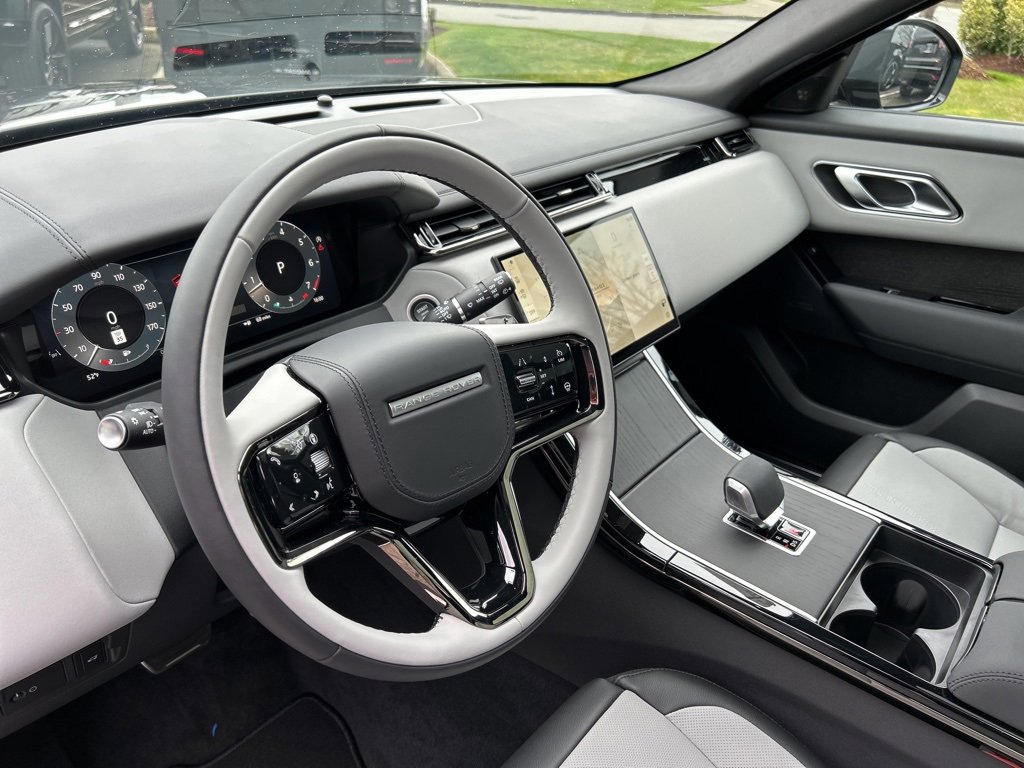 New 2026 Land Rover Range Rover Velar Dynamic SE image 12