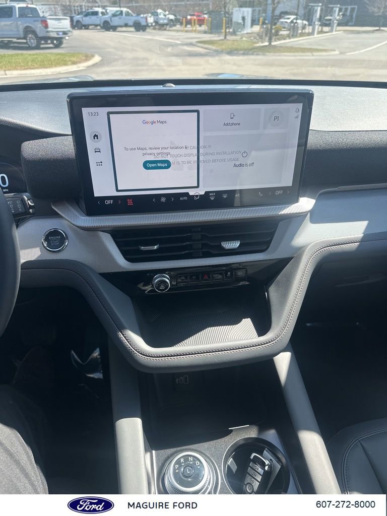 New 2026 Ford Explorer Active w/ Active Comfort Package image 15