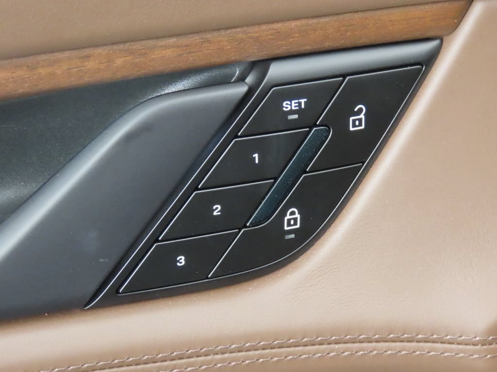 New 2026 Porsche Taycan 4S AWD/4WD image 37