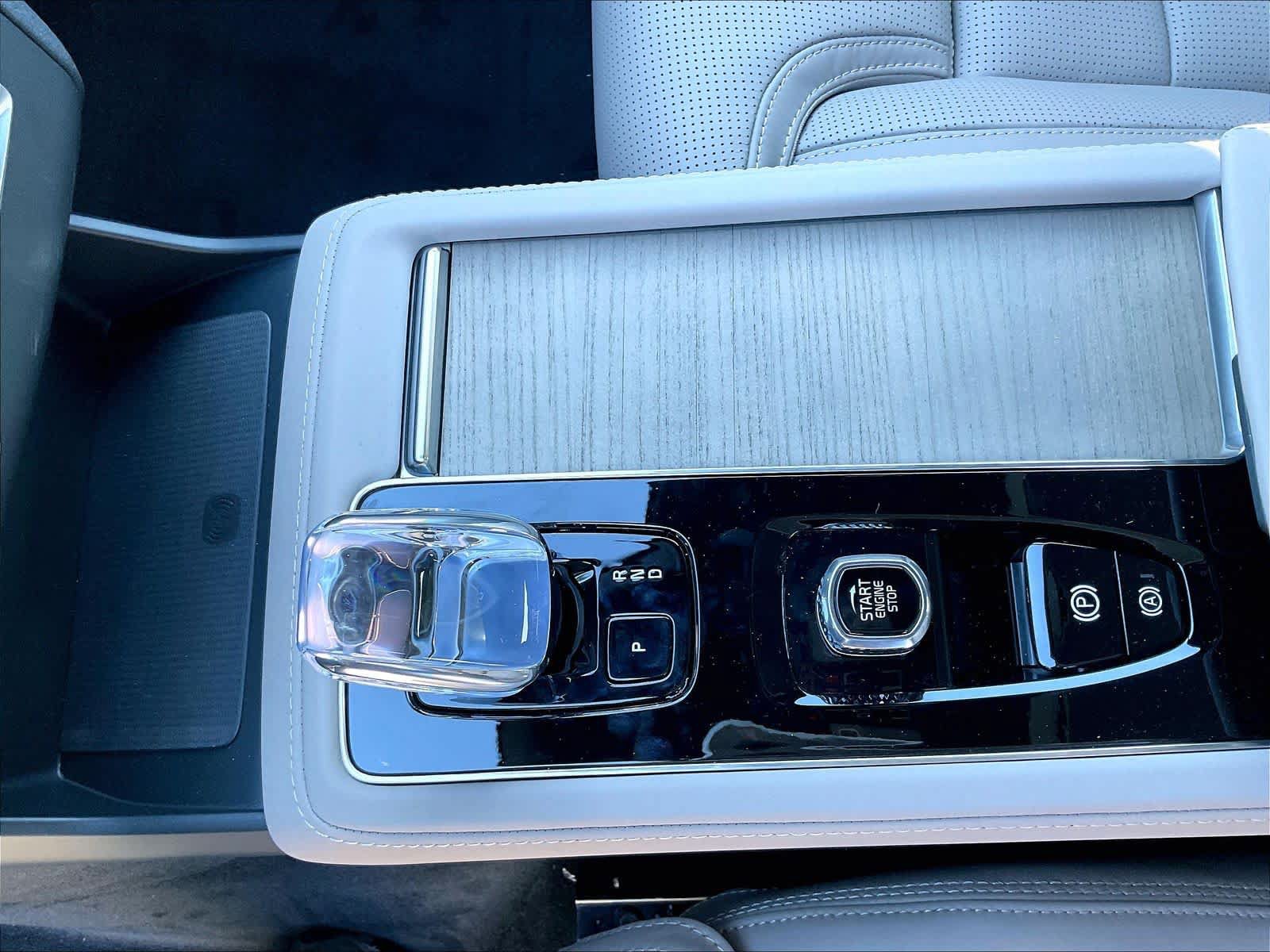New 2027 Volvo XC90 B6 Ultra AWD/4WD image 10