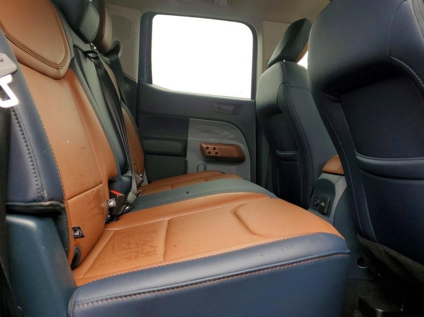 Used 2024 Ford Maverick Lariat image 7